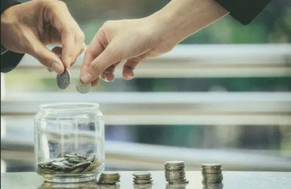 Simak Cara Mudah Menabung Uang Jajan 2000 untuk Pelajar Simak Cara Mudah Menabung Uang Jajan 2000 untuk Pelajar