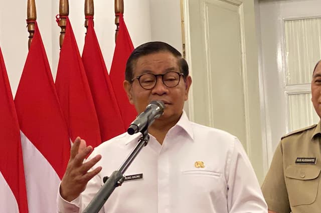 Lurah Minta Maaf Aduan Warga ke JAKI Dibalas Foto AI, Pramono: Jangan Salahkan Petugas PPSU Lurah Minta Maaf Aduan Warga ke JAKI Dibalas Foto AI, Pramono: Jangan Salahkan Petugas PPSU