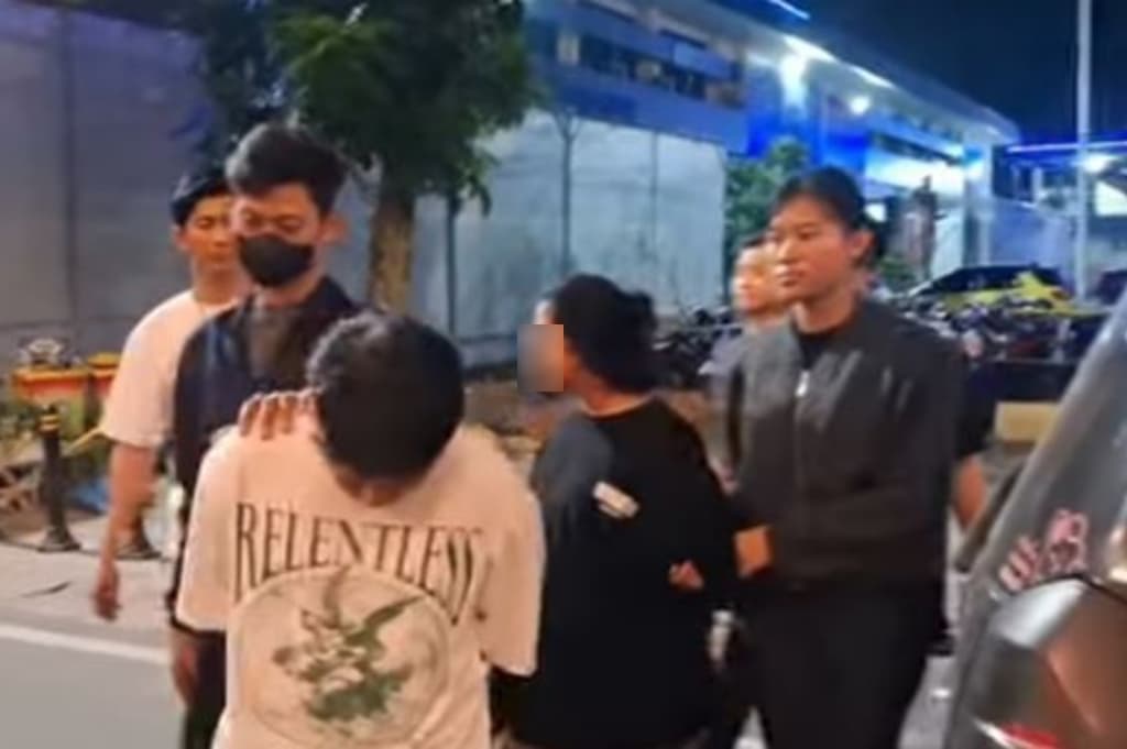 Pasangan Kekasih di Medan Ditangkap gegara Live Streaming Konten Pornografi di Hotel Pasangan Kekasih di Medan Ditangkap gegara Live Streaming Konten Pornografi di Hotel