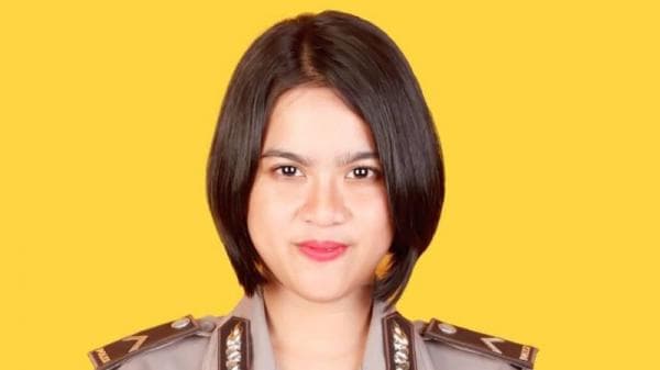 Ini Dia Polwan Cantik yang Viral Mirip Raisa Ini Dia Polwan Cantik yang Viral Mirip Raisa