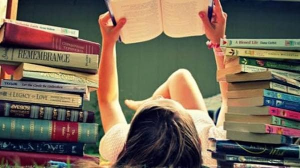 Rekomendasi 5 Novel Metropop Romansa Perkantoran yang Greget Abis, Dijamin Bikin Baper Rekomendasi 5 Novel Metropop Romansa Perkantoran yang Greget Abis, Dijamin Bikin Baper