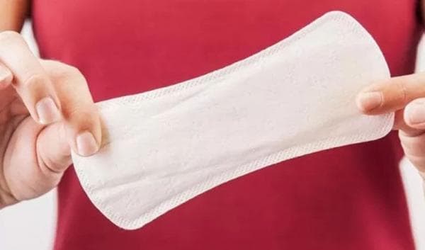 3 Barang yang Dulu Dikenakan Pria Tapi Disukai Wanita Zaman Now 3 Barang yang Dulu Dikenakan Pria Tapi Disukai Wanita Zaman Now