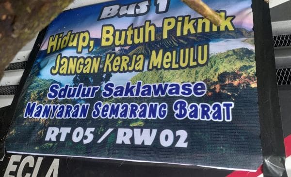 Ini Tulisan MMT di Bus Maut Pembawa Rombongan Wisata Asal Semarang Barat ke Magetan!