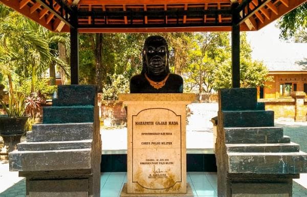 Pendopo Agung Trowulan, Tempat Bersejarah Mahapatih Gajah Mada Ucapkan Sumpah Palapa Pendopo Agung Trowulan, Tempat Bersejarah Mahapatih Gajah Mada Ucapkan Sumpah Palapa