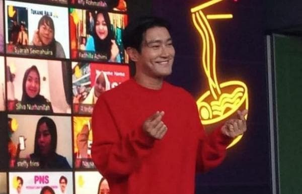 Tutup Fan Meeting di Jakarta, Choi Siwon: Indonesia Ada di Hati Saya Tutup Fan Meeting di Jakarta, Choi Siwon: Indonesia Ada di Hati Saya