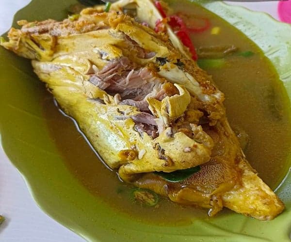 6 Rekomendasi Tempat Makan Enak di Indramayu, Menikmati Lezatnya Kuliner Legendaris Gombyang 6 Rekomendasi Tempat Makan Enak di Indramayu, Menikmati Lezatnya Kuliner Legendaris Gombyang