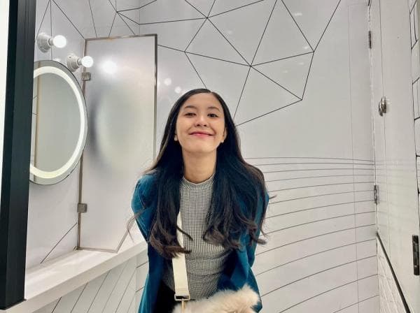 Mengenal Gelia Linda, Artis TikTok asal Semarang yang Dulunya Pemulung Mengenal Gelia Linda, Artis TikTok asal Semarang yang Dulunya Pemulung