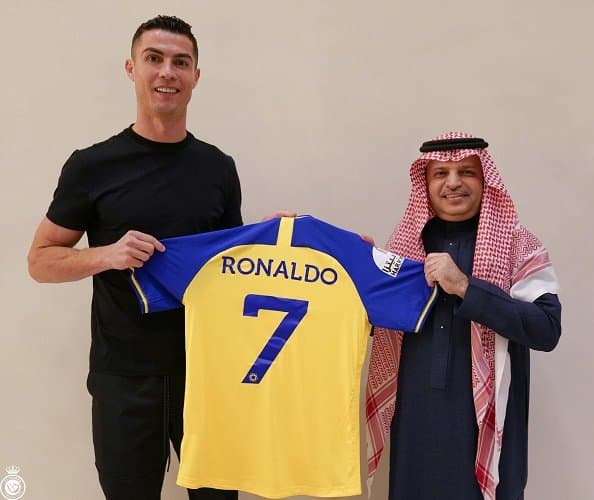 Musalli Al-Muammar Pemilik Klub Al-Nassr, Berani Bayar Ronaldo Rp3 Triliun per Tahun Musalli Al-Muammar Pemilik Klub Al-Nassr, Berani Bayar Ronaldo Rp3 Triliun per Tahun