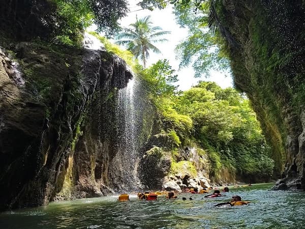 Liburan Awal Tahun 2023 Cocok Banget Kunjungi Batu Lumpang Garden di Pangandaran