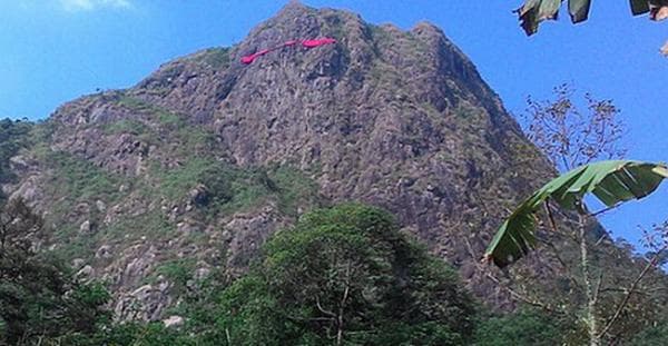 UNCOVER INDONESIA: Cerita Lutung Kasarung Hingga Misteri Selimuti Gunung Batu Jonggol Bogor