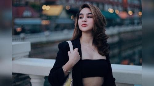 Sejumlah Potret Hana Hanifah Usai Lepas Hijab, Kembali Berani Tampil Seksi! Sejumlah Potret Hana Hanifah Usai Lepas Hijab, Kembali Berani Tampil Seksi!