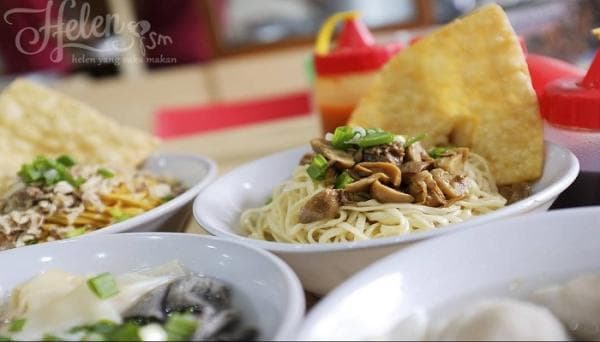 Bakmi Parahyangan, Kuliner Enak dan Halal di Bandung dengan Cita Rasa Otentik