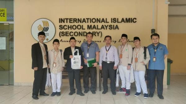 Santri Murid AMBS Garut Study Tour Program ke Malaysia, Kunjungi Beberapa Tempat Bersejarah