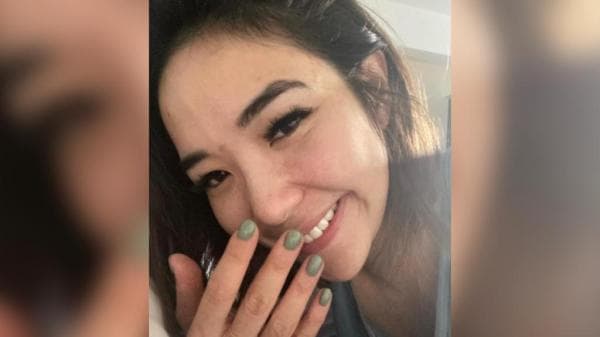 Potret Mama Gisel Tampil Tanpa Makeup, Cantik dan Mulus Potret Mama Gisel Tampil Tanpa Makeup, Cantik dan Mulus