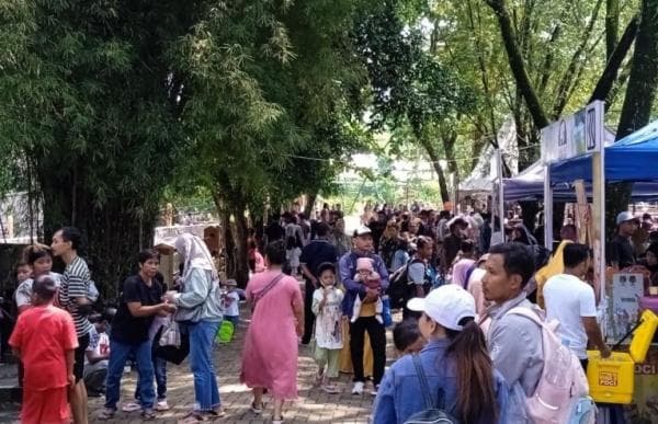 Gelar Zooforia hingga 30 April, Semarang Zoo Diserbu Wisatawan selama Libur Lebaran Gelar Zooforia hingga 30 April, Semarang Zoo Diserbu Wisatawan selama Libur Lebaran