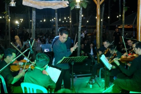 Warung Kopi Legato, Dibuka Sebul Gesek Orkestra, Sajikan Rasa Kopi yang Sustainable Warung Kopi Legato, Dibuka Sebul Gesek Orkestra, Sajikan Rasa Kopi yang Sustainable
