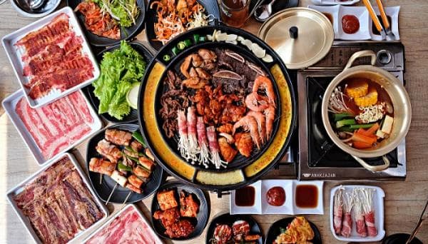 Ini Dia 14 Restoran All You Can Eat di Bandung yang Enak dan Murah, Kuy Gaskeun! Ini Dia 14 Restoran All You Can Eat di Bandung yang Enak dan Murah, Kuy Gaskeun!