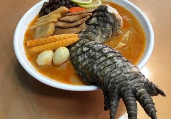 Godzilla Ramen Sup Kaki Buaya Menu Andalan Restoran di Taiwan, Berani Coba?