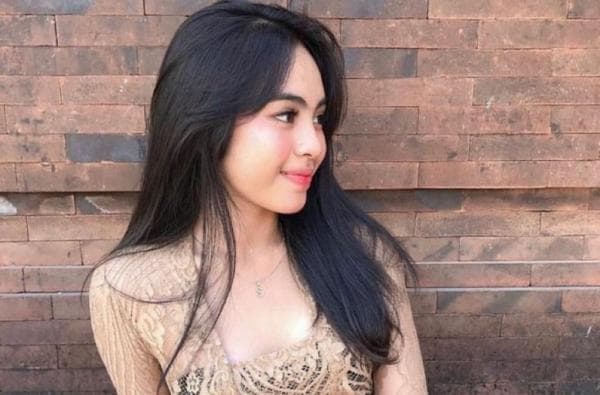 Rahasia Kenapa Wanita Bali Cantik, Ada yang Potong Gigi Rahasia Kenapa Wanita Bali Cantik, Ada yang Potong Gigi