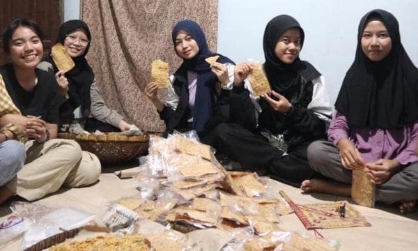 Berburu Keripik Tempe Khas Kendal, Kini Tersedia di Tiktok @kriukzzz Berburu Keripik Tempe Khas Kendal, Kini Tersedia di Tiktok @kriukzzz