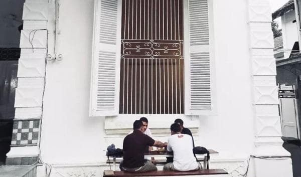 Deretan Cafe Terunik di Madiun, Cocok Buat Nongkrong dan Instagramable Deretan Cafe Terunik di Madiun, Cocok Buat Nongkrong dan Instagramable