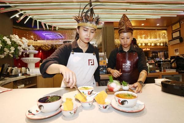 Spesial HUT RI, Kollabora Coffee Hadirkan Es Rawon, Es Bakso dan Es Soto Spesial HUT RI, Kollabora Coffee Hadirkan Es Rawon, Es Bakso dan Es Soto