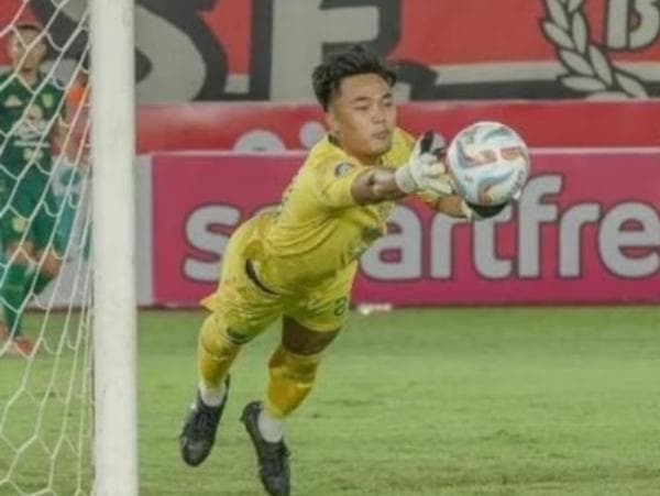 Sosok Ernando Ari, Kiper Timnas Indonesia U-23 yang Mampu Tahan Serangan Timnas Vietnam U-23 Sosok Ernando Ari, Kiper Timnas Indonesia U-23 yang Mampu Tahan Serangan Timnas Vietnam U-23