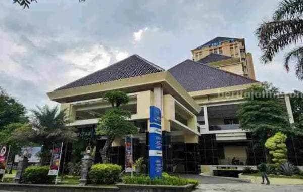 Kejadian Tragis Mahasiswi UB Sisakan Tanda Tanya, Pihak Kampus Menunggu Keterangan Polisi Kejadian Tragis Mahasiswi UB Sisakan Tanda Tanya, Pihak Kampus Menunggu Keterangan Polisi