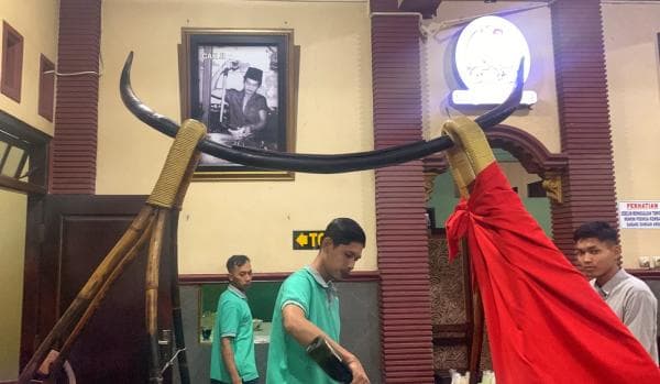 Selain Enak! Ini Alasan Soto Dok Trenggalek Terkenal, Ada Komedian hingga Artis Selain Enak! Ini Alasan Soto Dok Trenggalek Terkenal, Ada Komedian hingga Artis