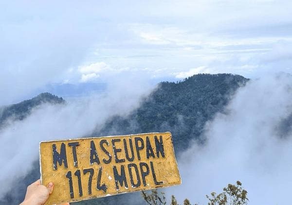 Menguak Misteri dan Asal Usul Gunung Aseupan Pandeglang yang Terkenal Angker Menguak Misteri dan Asal Usul Gunung Aseupan Pandeglang yang Terkenal Angker