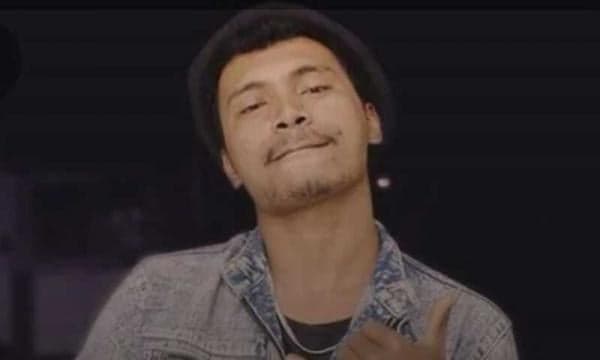 Wizz Baker, Penyanyi Ambon Kelahiran Sorong yang Lagu-lagunya Lagi Ngehits Wizz Baker, Penyanyi Ambon Kelahiran Sorong yang Lagu-lagunya Lagi Ngehits