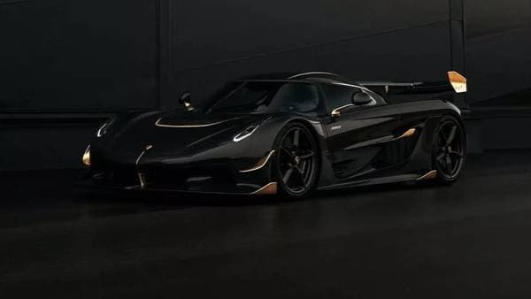 Dipesan Khusus, Koenigsegg Bersepuh Emas 24 Karat Dibanderol Rp 45 Miliar Dipesan Khusus, Koenigsegg Bersepuh Emas 24 Karat Dibanderol Rp 45 Miliar