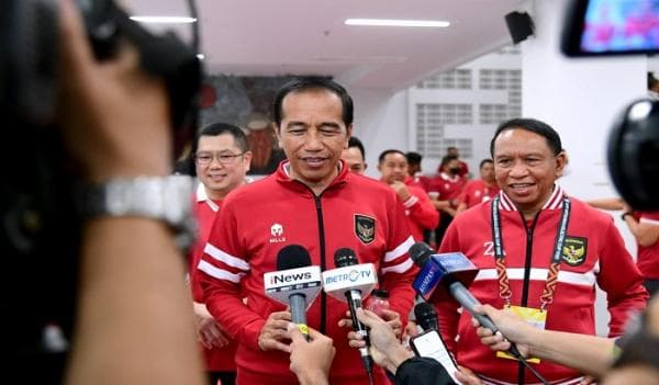 Jokowi Bahas Pemanfaatan Revitalisasi Stadion untuk Klub Sepakbola di Indonesia