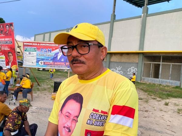 Robert Kardinal : Adriana Daat, Perempuan Asli Raja Ampat Layak Duduk di Kursi DPR Provinsi PBD Robert Kardinal : Adriana Daat, Perempuan Asli Raja Ampat Layak Duduk di Kursi DPR Provinsi PBD