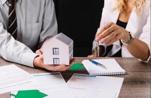 Perbandingan Harga Tanah per Meter di Surabaya dan Jakarta, mana yang Murah? Perbandingan Harga Tanah per Meter di Surabaya dan Jakarta, mana yang Murah?