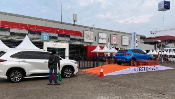 8 Syarat Wajib Dipenuhi untuk Test Drive Otomotif di IIMS 2024 8 Syarat Wajib Dipenuhi untuk Test Drive Otomotif di IIMS 2024