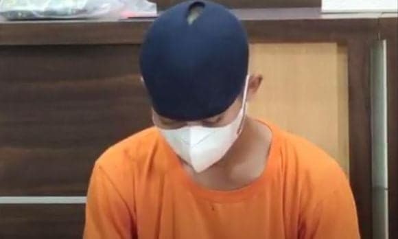 Terbakar Cemburu, Pemuda Tega Bunuh Mantan Pacar dengan Racun Sianida Terbakar Cemburu, Pemuda Tega Bunuh Mantan Pacar dengan Racun Sianida