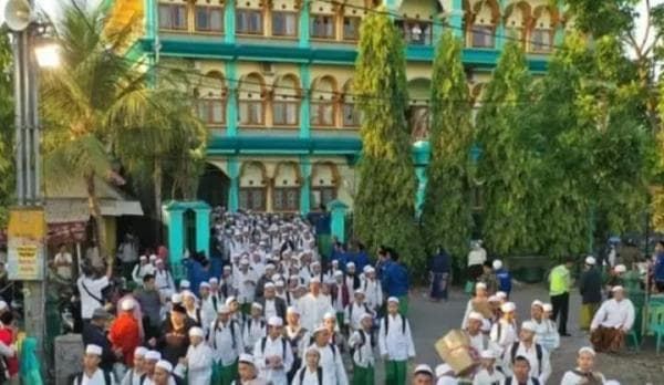5 Pondok Pesantren yang Dimiliki oleh Ulama Keturunan Nabi Muhammad SAW di Indonesia 5 Pondok Pesantren yang Dimiliki oleh Ulama Keturunan Nabi Muhammad SAW di Indonesia