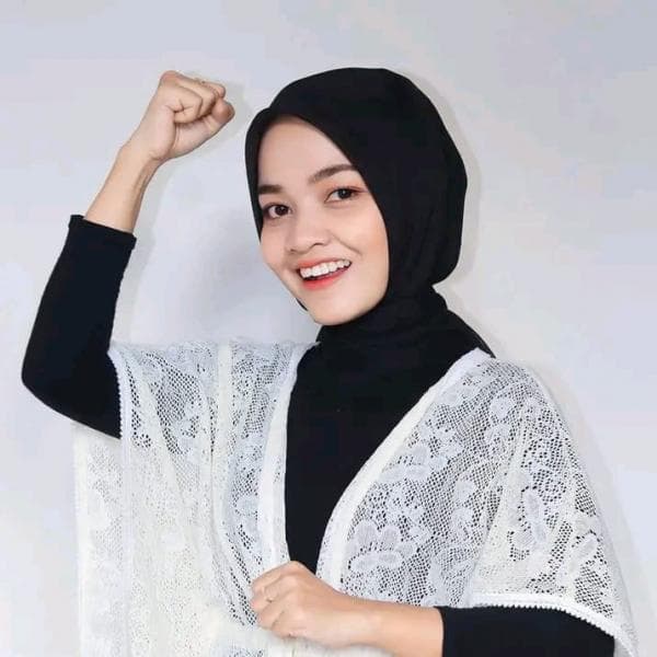 Mei Andriyani Raih Kursi DPRD Cilacap, Inilah Kisah Inspiratif Seorang Anak Muda dari Desa Mei Andriyani Raih Kursi DPRD Cilacap, Inilah Kisah Inspiratif Seorang Anak Muda dari Desa