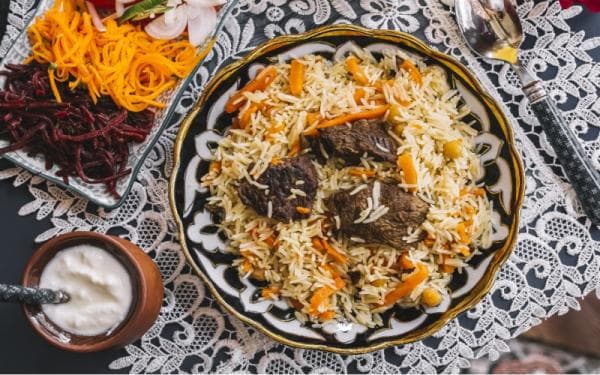 Rekomendasi 3 Tempat Bukber Populer di Bandung Yang Wajib Dicoba! Rekomendasi 3 Tempat Bukber Populer di Bandung Yang Wajib Dicoba!