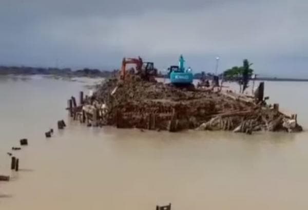 Tanggul Jebol Sungai Wulan Demak Berhasil Ditutup, Modifikasi Cuaca Tetap Dilanjutkan