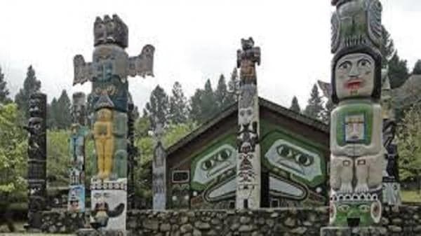 Memahami Totemisme, Kepercayaan Spiritual dalam Budaya Masyarakat Adat Memahami Totemisme, Kepercayaan Spiritual dalam Budaya Masyarakat Adat