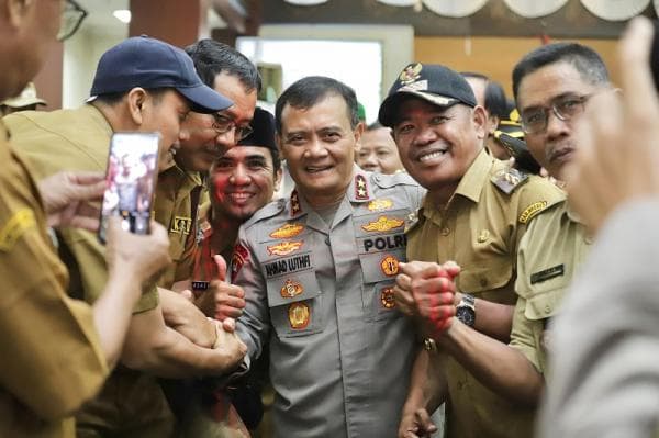 Kapolda Jateng Irjen Pol Ahmad Lutfi Tiba-tiba Minta Kapolsek di Brebes Berdiri, Ada Apa