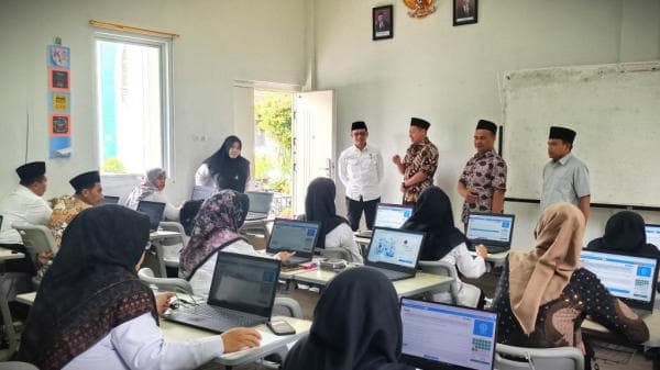 Ribuan Guru dan Tenaga Kependidikan Jombang Tingkatkan Kompetensi, Ini yang Dilakukan Ribuan Guru dan Tenaga Kependidikan Jombang Tingkatkan Kompetensi, Ini yang Dilakukan