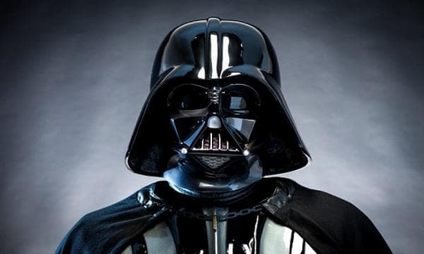 Deretan Properti Film Terjual dengan Harga Fantastis, Nomor 5 Helm Darth Vader