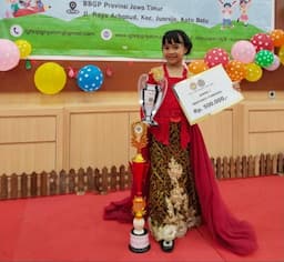 Siswi TK At Taqwa Berhasil Torehkan Prestasi Juara 1 Lomba Menyanyi Tunggal Tingkat Provinsi
