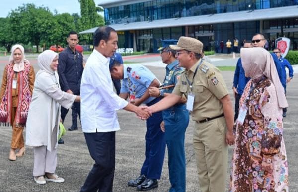 Kunker di Sulsel, Danny Pomanto Jemput Presiden Jokowi di Pangkalan TNI AU Sultan Hasanuddin