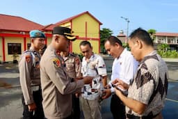 Cegah Judi Online, Polres Pelabuhan Belawan Periksa Seluruh Handphone Personel
