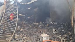 5 Korban Tewas Kebakaran Gudang Perabotan Jatiasih Dimakamkan di Cirebon