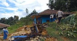 Longsor Susulan Terjadi di Desa Talagasari Satu Rumah Warga Jebol